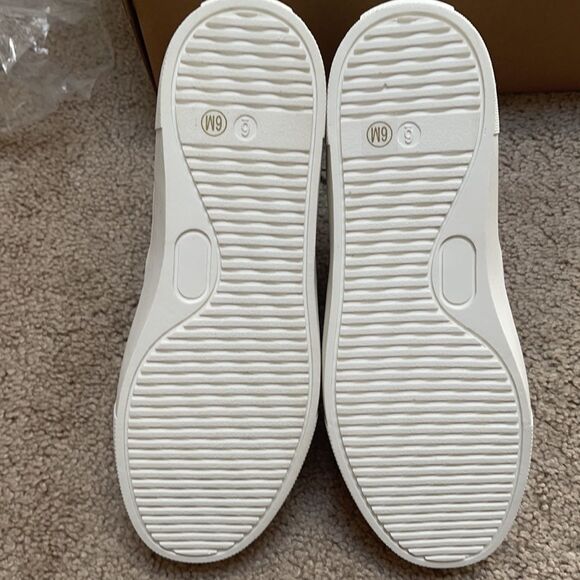 Coconuts by Matisse shoes Dawson white size 6m - Picture 8 of 8